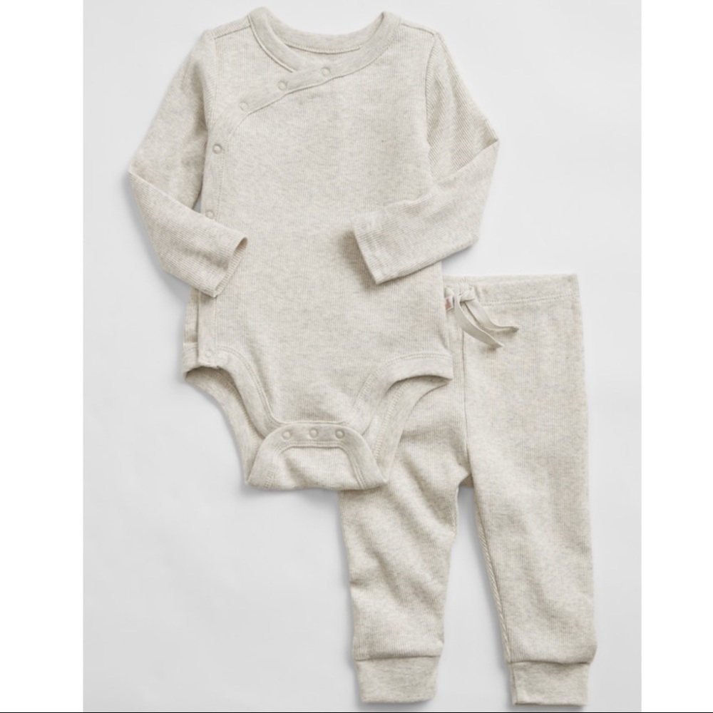 Gap Baby Knit Outfit